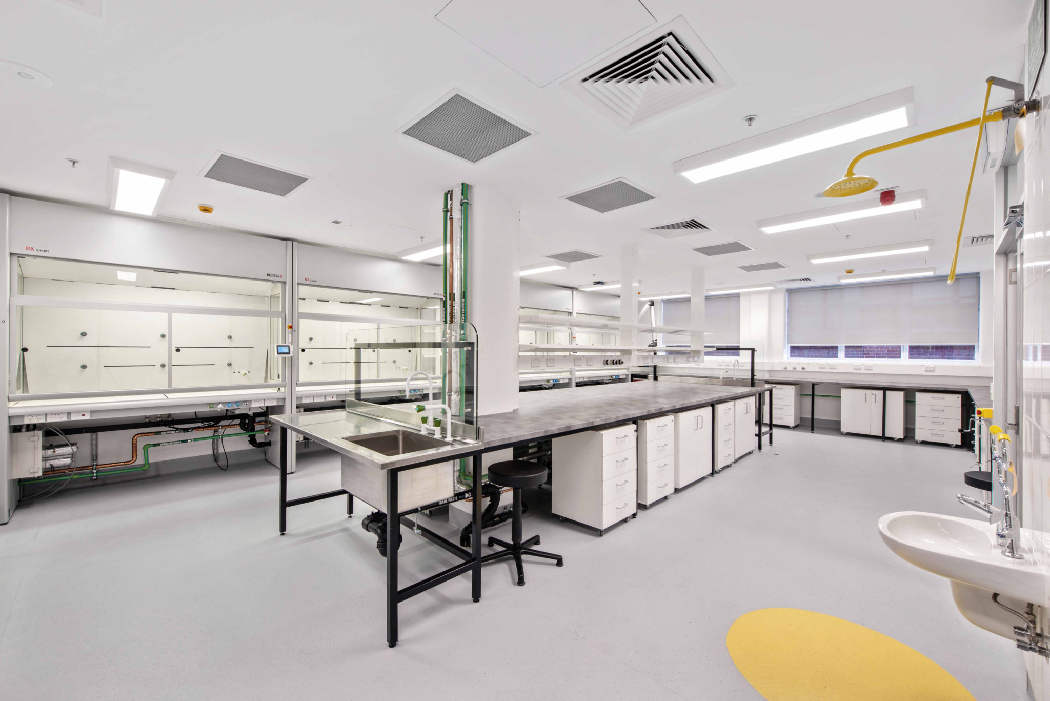 RMIT University Building 5 ECP Laboratory Fitout INTREC Management